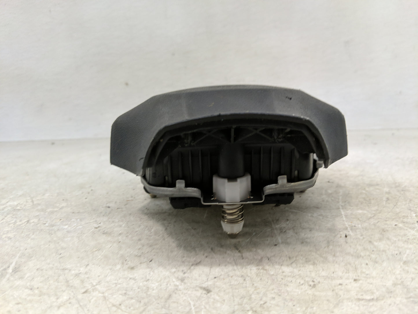 Subaru Legacy/ Outback Legacy Air Bag Driver Left Steering Wheel Mounted - Oemusedautoparts1.com