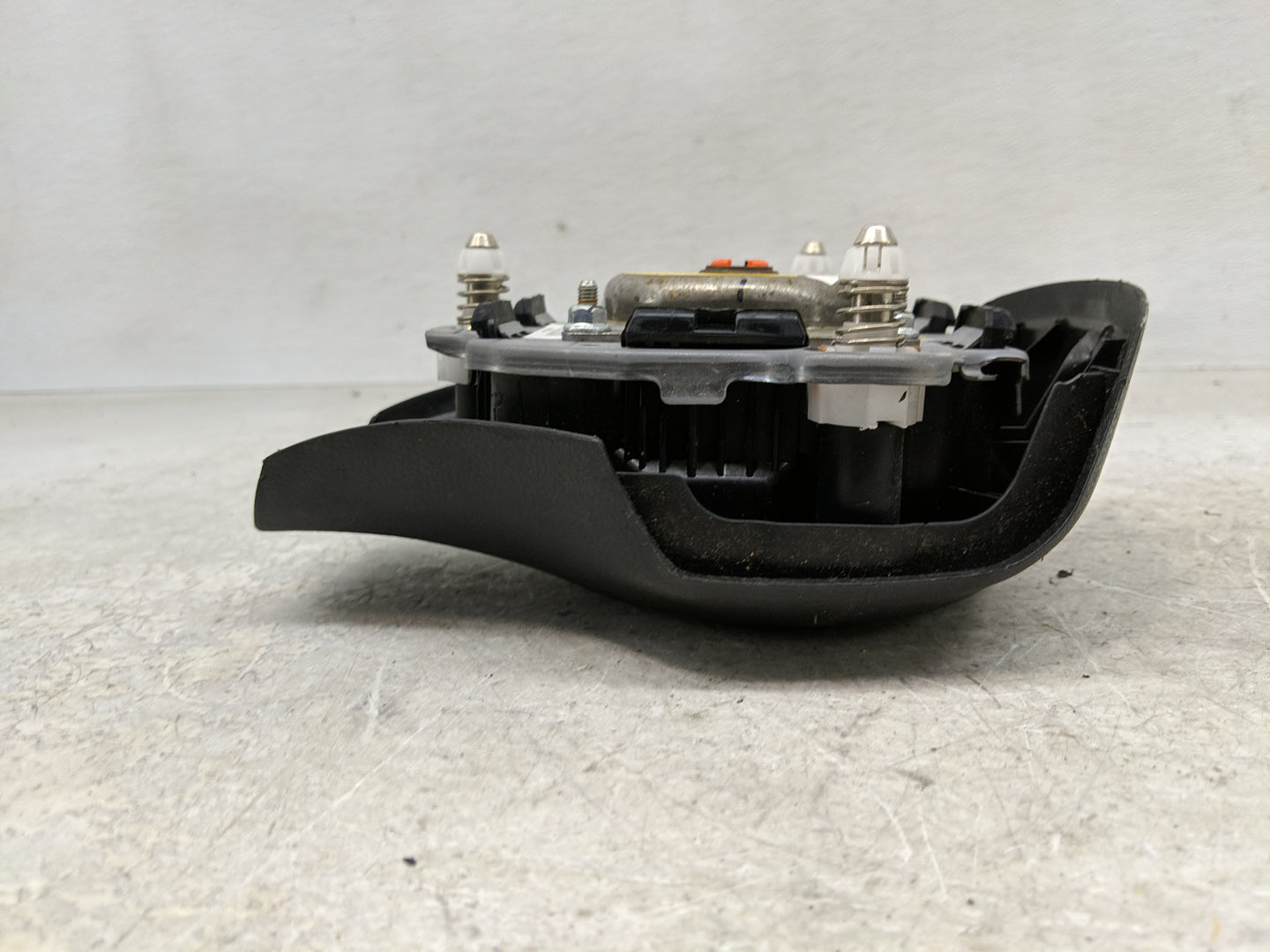 Subaru Legacy/ Outback Legacy Air Bag Driver Left Steering Wheel Mounted - Oemusedautoparts1.com