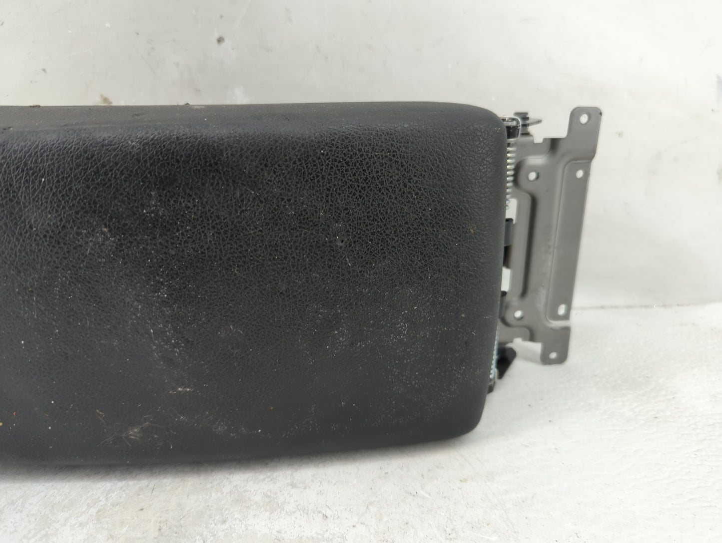 2014 Subaru Legacy/ Outback Legacy Center Console Armrest Cover Lid Fits Fits 2010 2011 2012 2013 OEM Used Auto Parts - Oemu