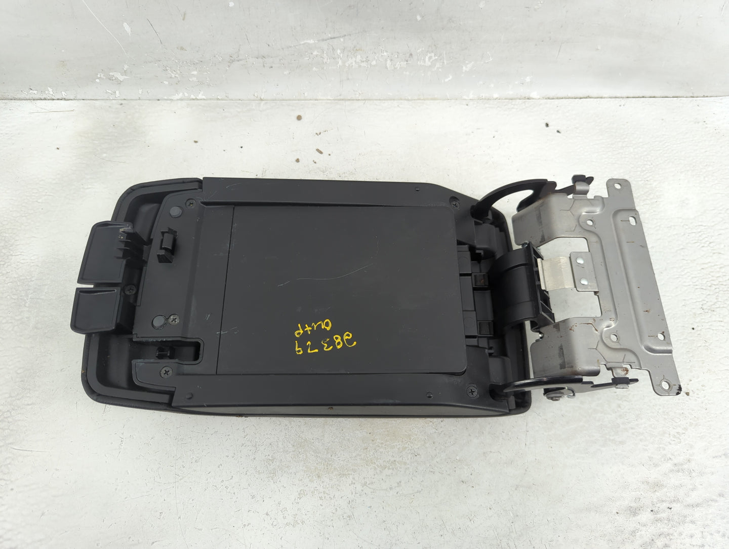 2014 Subaru Legacy/ Outback Legacy Center Console Armrest Cover Lid Fits Fits 2010 2011 2012 2013 OEM Used Auto Parts - Oemu
