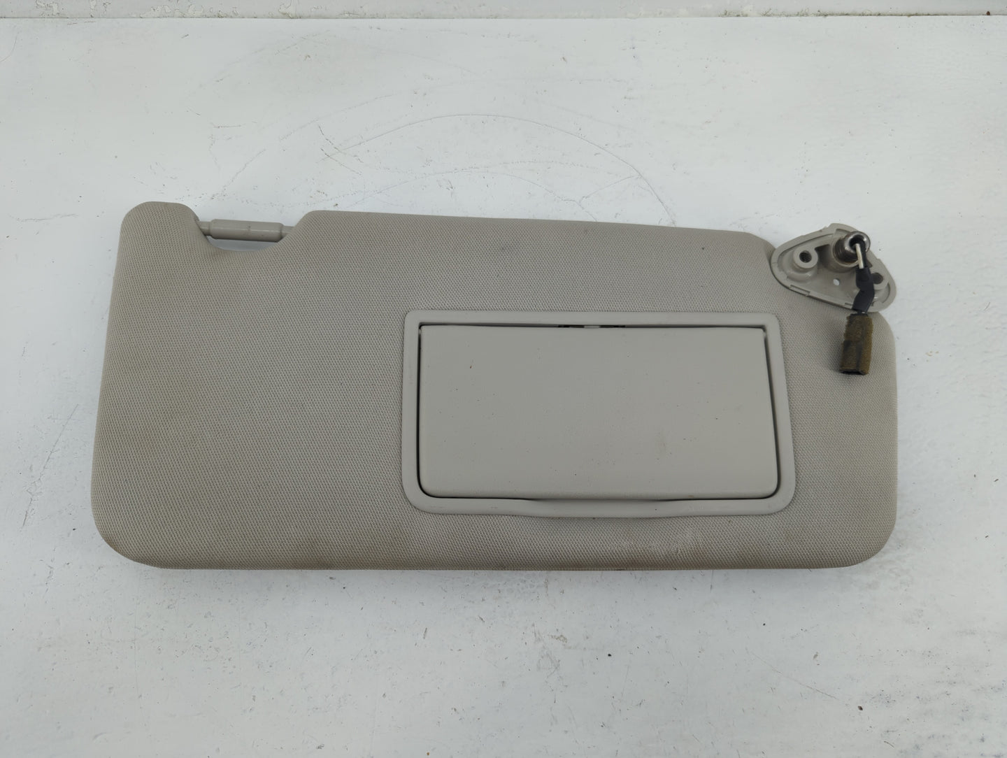 2014 Subaru Legacy/ Outback Legacy Sun Visor Shade Replacement Passenger Right Mirror Fits Fits 2010 2011 2012 2013 OEM Used