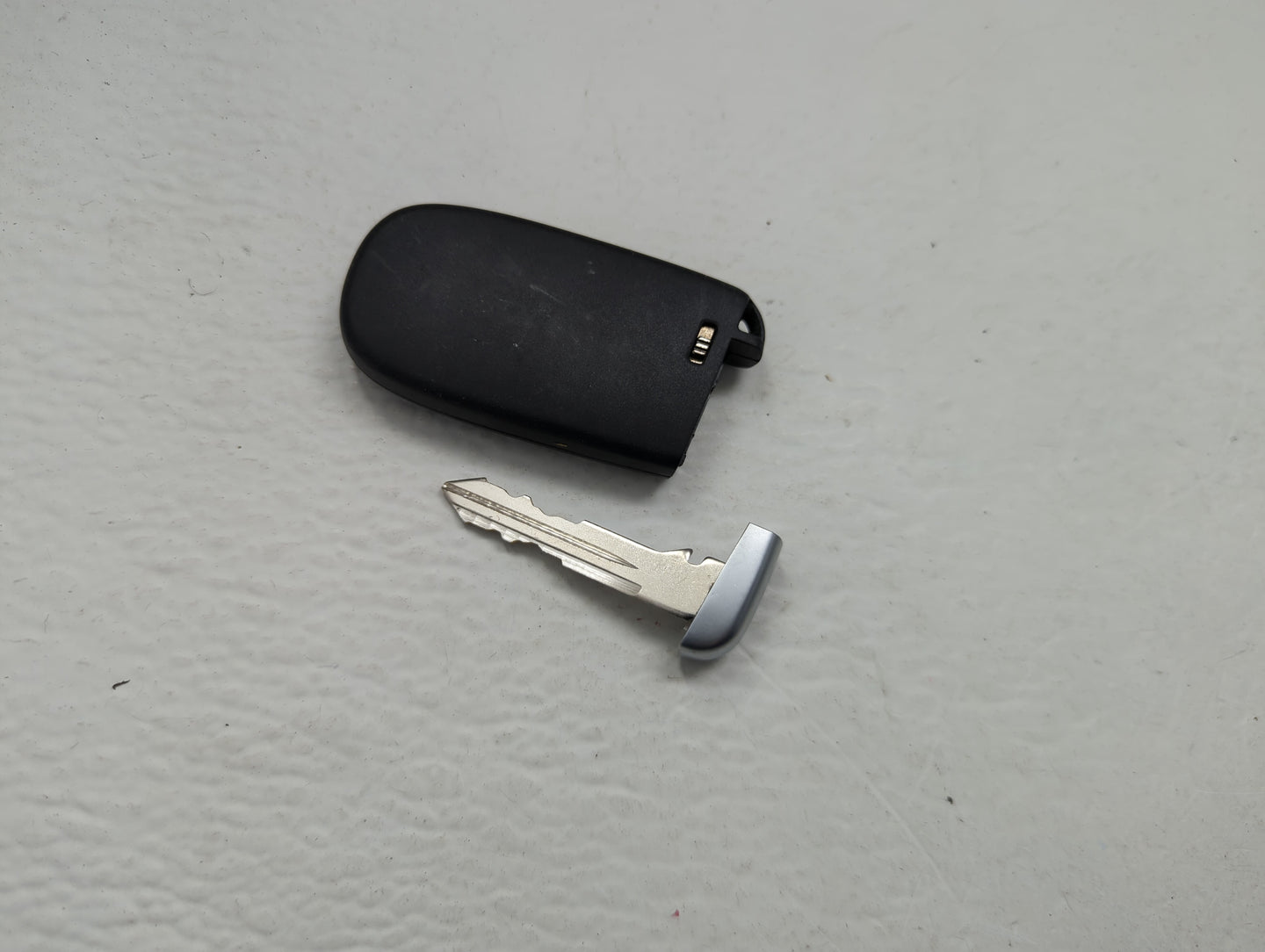 Dodge/chrysler/jeep/ram Keyless Entry Remote Fob X32-CDSSG000 3 buttons - Oemusedautoparts1.com