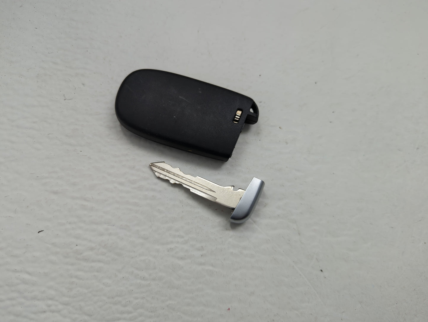 Dodge/chrysler/jeep/ram Keyless Entry Remote Fob X32-CDSSG000 3 buttons - Oemusedautoparts1.com