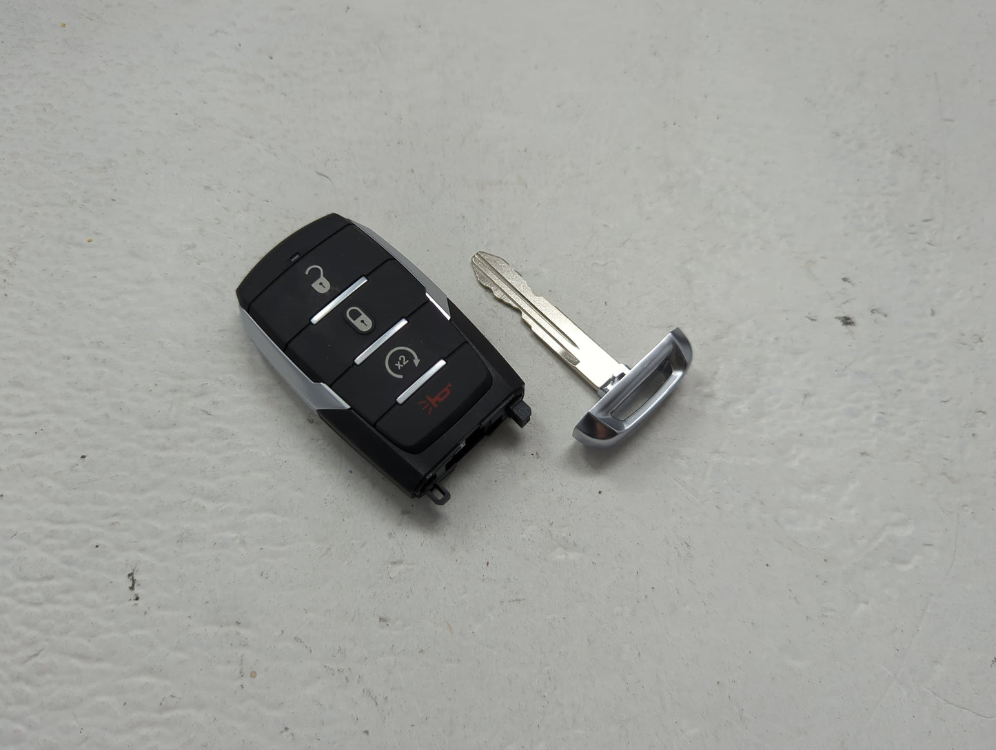 Dodge/chrysler/jeep/ram Keyless Entry Remote Fob 2AOKM-CYV17 RT-RD154 4 buttons - Oemusedautoparts1.com