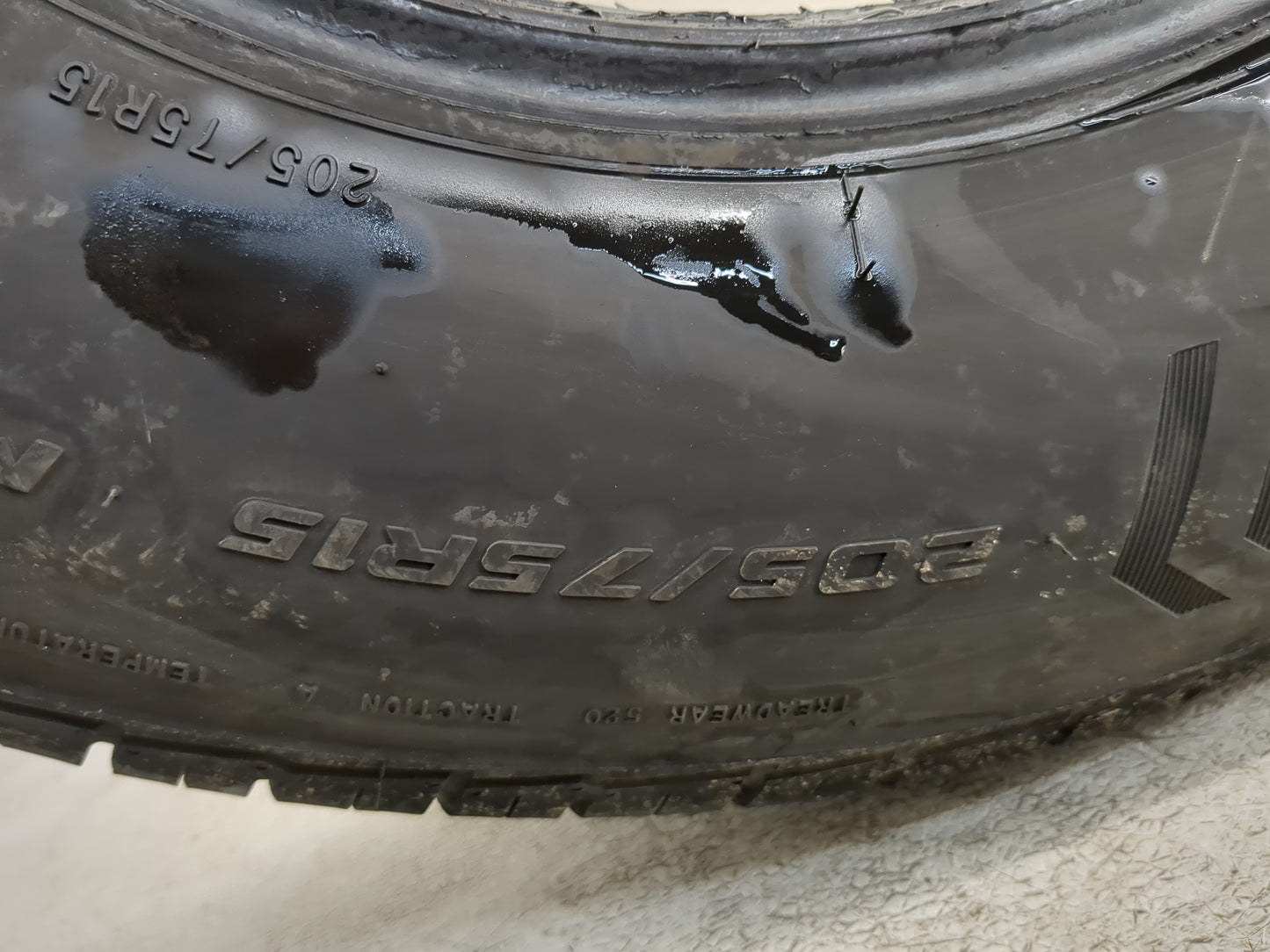 Used Tire 205/75R15 MASTERCRAFT STRATUS AS 97T - Tread Depth 9/32 - Oemusedautoparts1.com