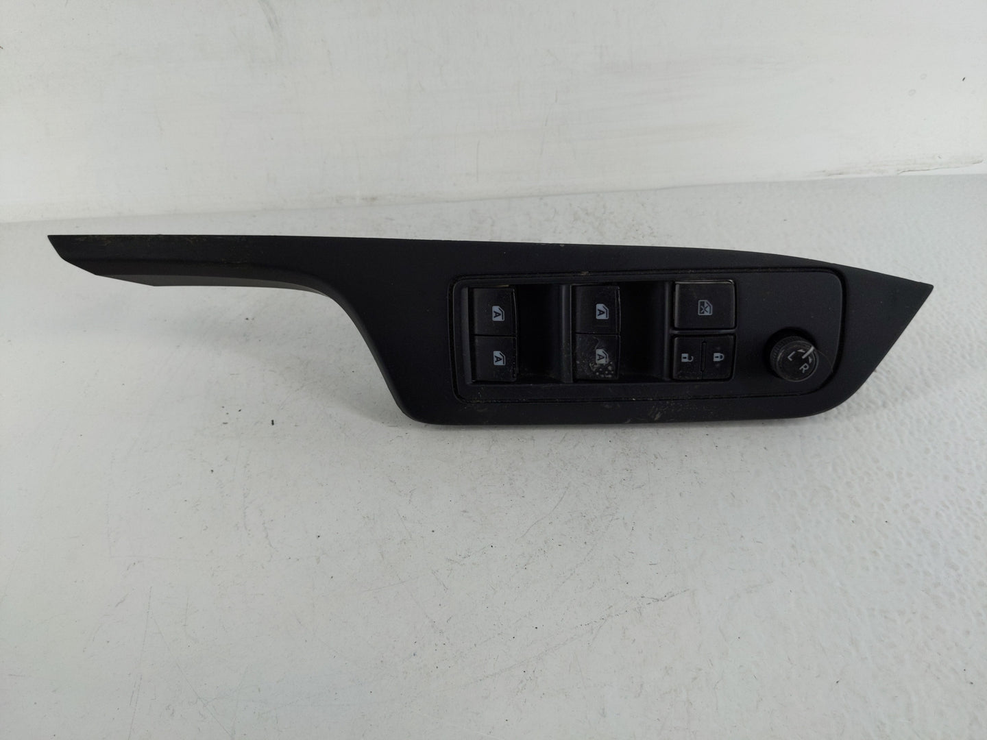 2019 Chrysler Chrysler R/t Master Power Window Switch Replacement Driver Side Left Fits OEM Used Auto Parts - Oemusedautopar