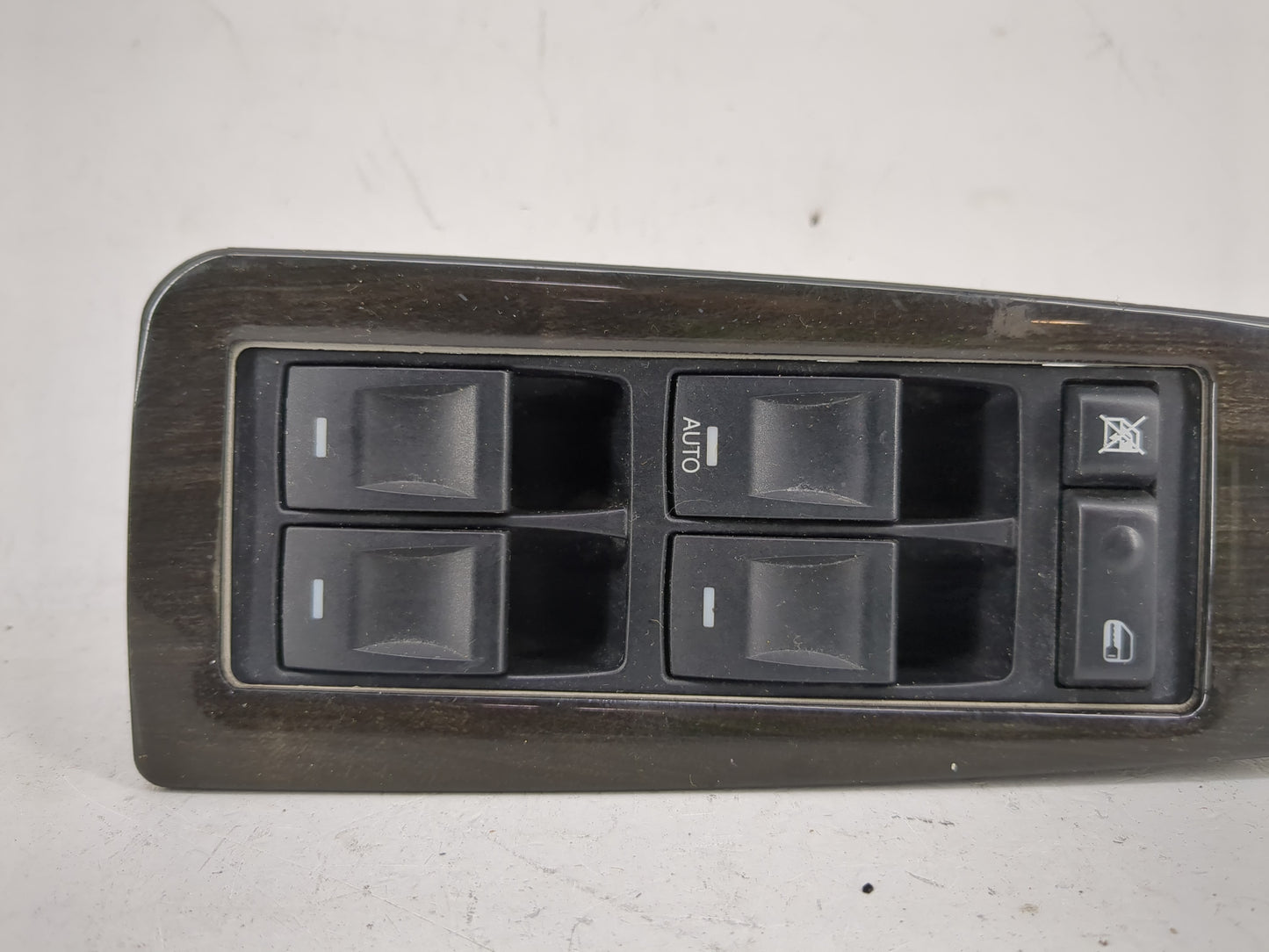 2006 Chrysler Chrysler R/t Master Power Window Switch Replacement Driver Side Left P/N:04602735AA Fits OEM Used Auto Parts -