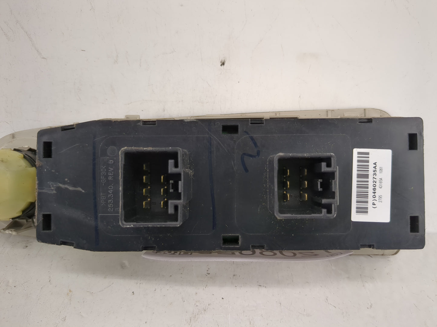 2006 Chrysler Chrysler R/t Master Power Window Switch Replacement Driver Side Left P/N:04602735AA Fits OEM Used Auto Parts -