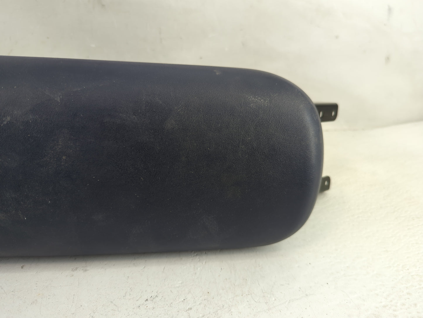 2020 Chrysler Chrysler R/t Center Console Armrest Cover Lid Fits OEM Used Auto Parts - Oemusedautoparts1.com
