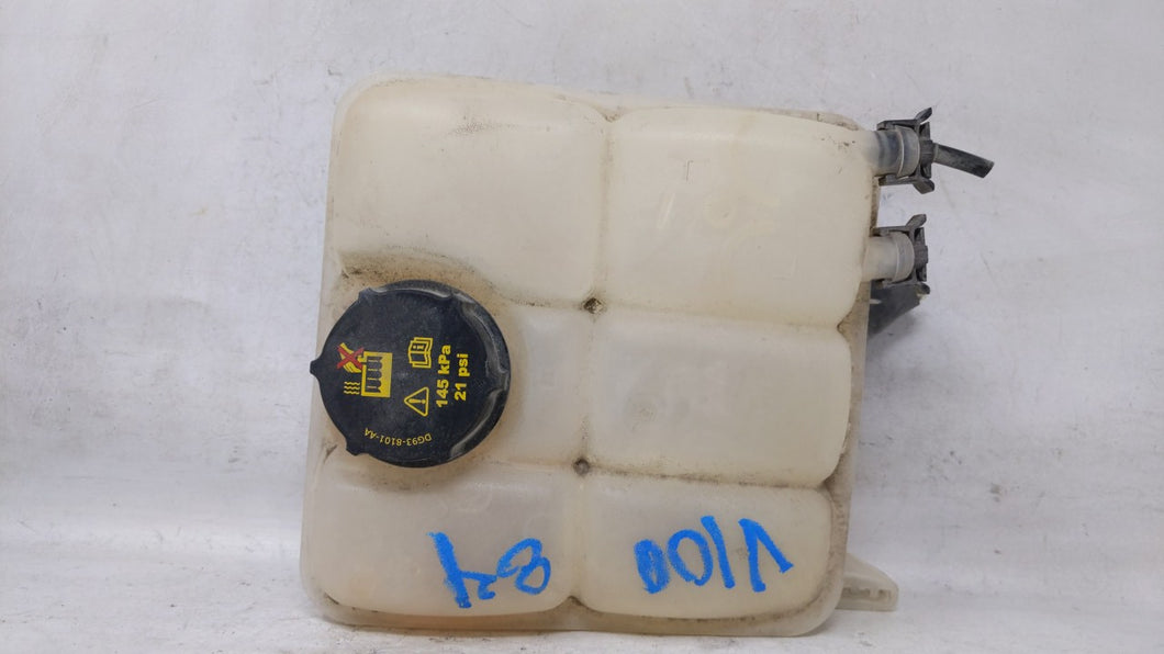 2013 Ford Fusion Radiator Coolant Overflow Expansion Tank Bottle - Oemusedautoparts1.com