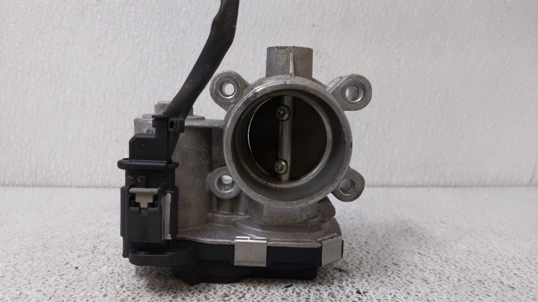 2017-2018 Chevrolet Cruze Throttle Body P/N:12671379AA Fits 2017 2018 OEM Used Auto Parts - Oemusedautoparts1.com