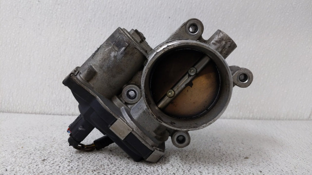 2016-2017 Gmc Terrain Throttle Body P/N:12632101CA,12669146AA,12670834AA 12632101CA Fits 2016 2017 OEM Used Auto Parts - Oemusedautoparts1.com