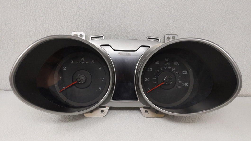 2012-2015 Hyundai Veloster Instrument Cluster Speedometer Gauges P/N:94011-2V330PD5 94001-2V330 Fits 2012 2013 2014 2015 OEM Used Auto Parts - Oemusedautoparts1.com