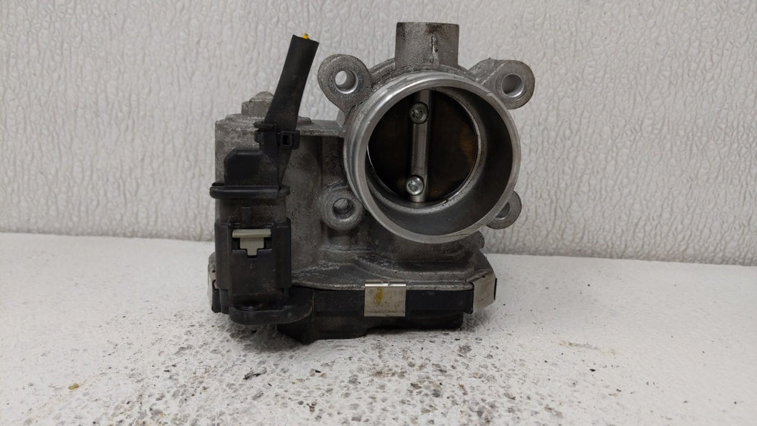 2017-2018 Chevrolet Cruze Throttle Body P/N:12671379AA Fits 2017 2018 OEM Used Auto Parts