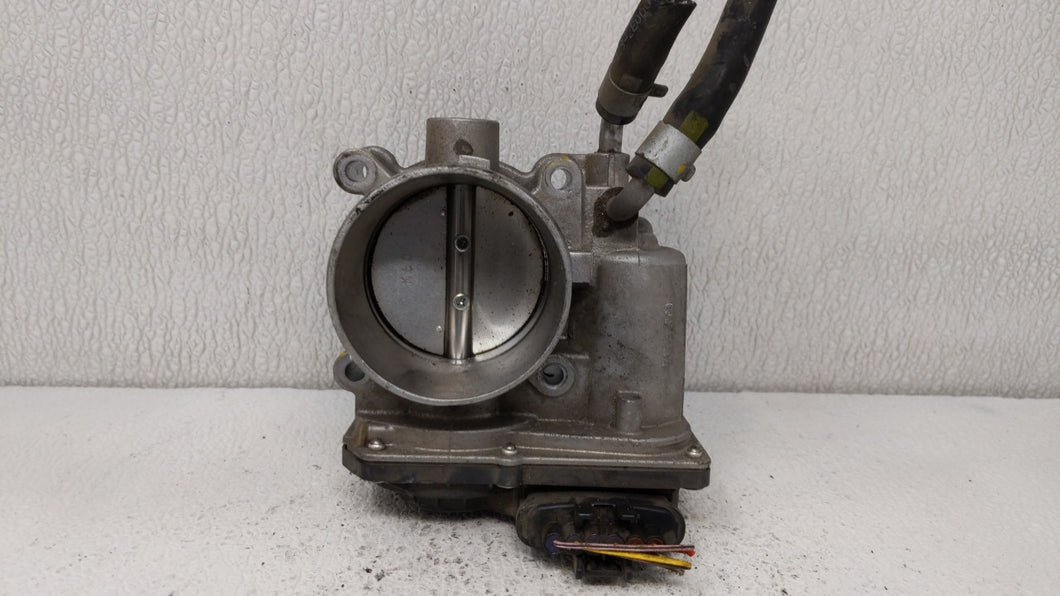 2011-2018 Hyundai Elantra Throttle Body P/N:35100-2E000 Fits 2011 2012 2013 2014 2015 2016 2017 2018 2019 OEM Used Auto Parts - Oemusedautoparts1.com