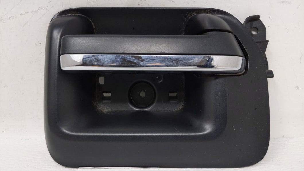 2014 Chevrolet Silverado 1500 Front Left Door Handle117341 - Oemusedautoparts1.com