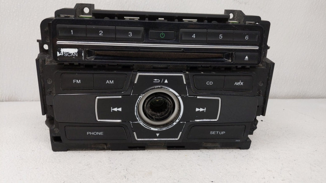 2013 Honda Civic Radio AM FM Cd Player Receiver Replacement P/N:78260-TR0-A130-M1 39100-TR3-A314-M1 Fits OEM Used Auto Parts - Oemusedautoparts1.com