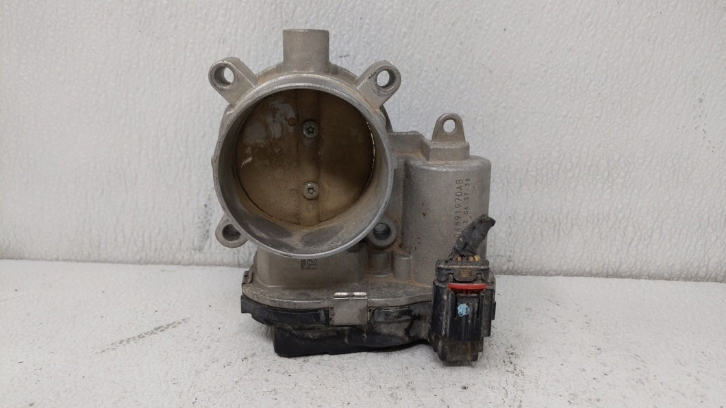 2014-2017 Jeep Cherokee Throttle Body P/N:04891970AB Fits 2014 2015 2016 2017 2018 OEM Used Auto Parts