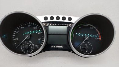 2010-2011 Mercedes-Benz Ml450 Instrument Cluster Speedometer Gauges P/N:A164 900 95 00 Fits 2010 2011 OEM Used Auto Parts - Oemusedautoparts1.com