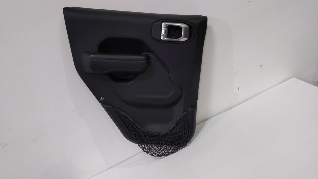 2020 Jeep Gladiator Front Right Passenger Interior Door Panel Trim - Oemusedautoparts1.com