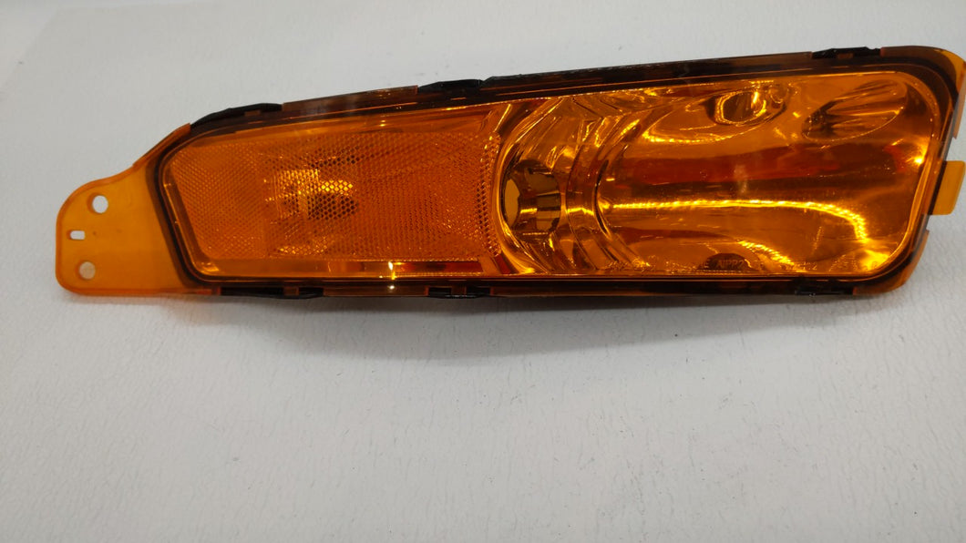 2005-2009 Ford Mustang Passenger Right Oem Front Light Lamp - Oemusedautoparts1.com