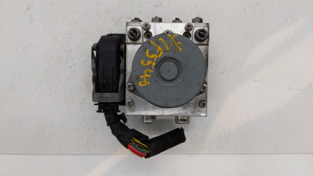 2014-2017 Fiat 500 ABS Pump Control Module Replacement P/N:51920753 Fits 2014 2015 2016 2017 OEM Used Auto Parts - Oemusedautoparts1.com