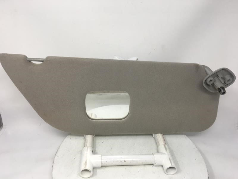 1998 Ford F-250 Sun Visor Shade Replacement Passenger Right Mirror Fits OEM Used Auto Parts - Oemusedautoparts1.com