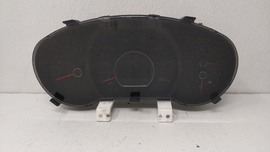 2014-2015 Kia Soul Instrument Cluster Speedometer Gauges P/N:94006-B2540 Fits 2014 2015 OEM Used Auto Parts - Oemusedautoparts1.com