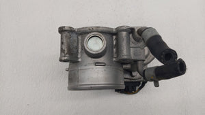 2014-2019 Kia Soul Throttle Body P/N:35100-2E000 Fits 2011 2012 2013 2014 2015 2016 2017 2018 2019 OEM Used Auto Parts - Oemusedautoparts1.com