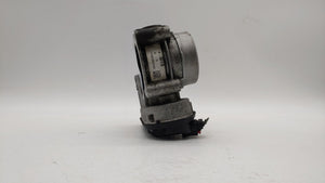 2010-2012 Ford Fusion Throttle Body P/N:9L8E-9F991-BC DS7E-9F991-AK Fits 2009 2010 2011 2012 OEM Used Auto Parts - Oemusedautoparts1.com