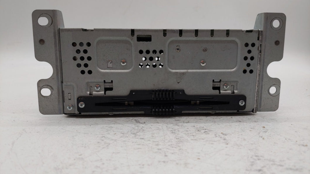 2013 Lincoln Mks Radio AM FM Cd Player Receiver Replacement P/N:DA5T-19C107-CE DA5T-19C107-CF Fits OEM Used Auto Parts - Oemusedautoparts1.com