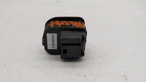 2009-2010 Volkswagen Passat Master Power Window Switch Replacement Driver Side Left P/N:1K4 959 857 B 1K0 959 565 K Fits OEM Used Auto Parts - Oemusedautoparts1.com