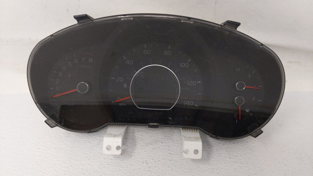 2014-2015 Kia Soul Instrument Cluster Speedometer Gauges P/N:94006-B2510 Fits 2014 2015 OEM Used Auto Parts - Oemusedautoparts1.com