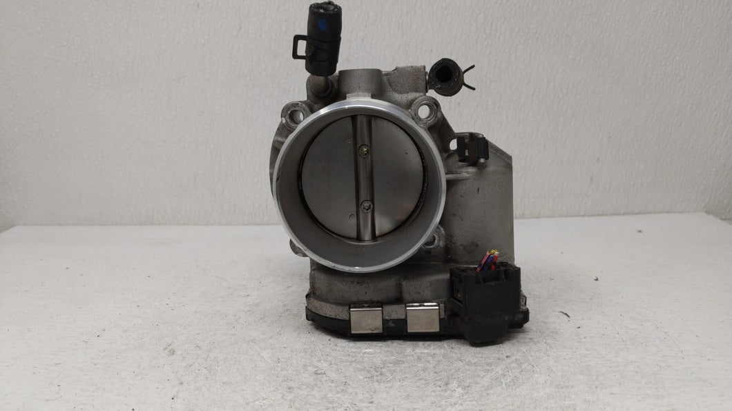 2011-2015 Kia Optima Throttle Body P/N:35100-2G700 Fits 2011 2012 2013 2014 2015 2016 OEM Used Auto Parts - Oemusedautoparts1.com