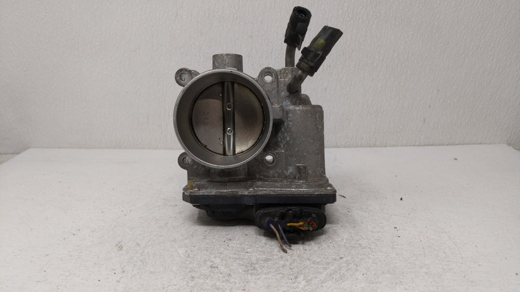 2014-2019 Kia Soul Throttle Body P/N:35100-2E000 Fits 2011 2012 2013 2014 2015 2016 2017 2018 2019 OEM Used Auto Parts - Oemusedautoparts1.com