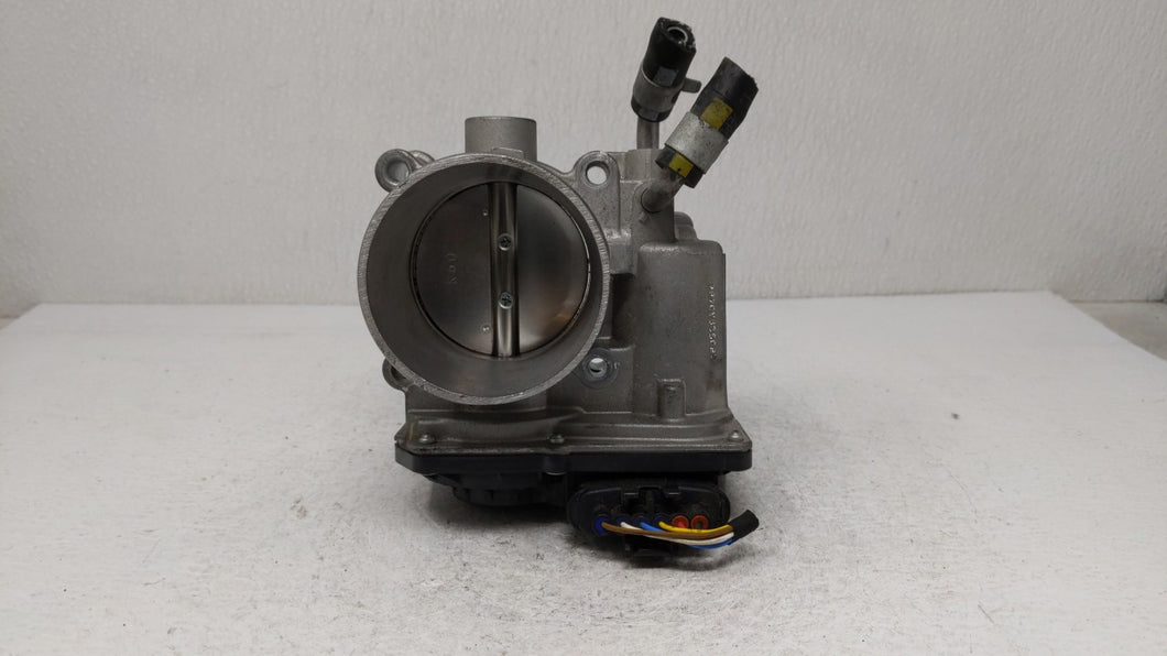 2018-2019 Hyundai Kona Throttle Body P/N:35100-2E400 Fits 2012 2013 2014 2015 2016 2018 2019 OEM Used Auto Parts - Oemusedautoparts1.com