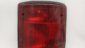 2005 Ford E-350 Club Wagon Passenger Right Side Tail Light Taillight Oem 170883 - Oemusedautoparts1.com