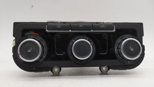 2010-2011 Volkswagen Golf Climate Control Module Temperature AC/Heater Replacement P/N:3C8 907 336AJ 5K0 907 044 EA Fits 2010 2011 OEM Used Auto Parts - Oemusedautoparts1.com