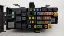 2004-2005 Lincoln Aviator Fusebox Fuse Box Panel Relay Module P/N:4C5T-14398-AC 4C5T-14398-EC Fits 2004 2005 OEM Used Auto Parts - Oemusedautoparts1.com