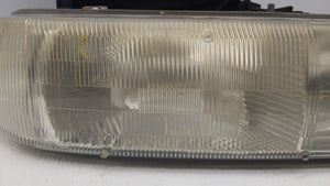 2000-2006 Chevrolet Tahoe Passenger Right Oem Head Light Headlight Lamp - Oemusedautoparts1.com