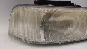 2000-2006 Chevrolet Tahoe Passenger Right Oem Head Light Headlight Lamp - Oemusedautoparts1.com