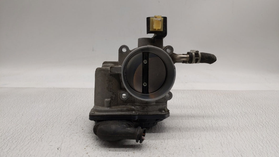 2010-2017 Toyota Camry Throttle Body P/N:22030-0V010 Fits 2009 2010 2011 2012 2013 2014 2015 2016 2017 2018 2019 OEM Used Auto Parts - Oemusedautoparts1.com