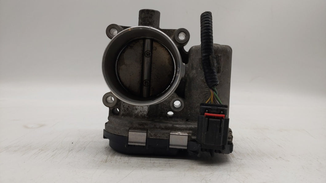 2012-2013 Ford Focus Throttle Body P/N:CM5E 9F991 AD Fits 2012 2013 2014 2015 2016 2017 OEM Used Auto Parts