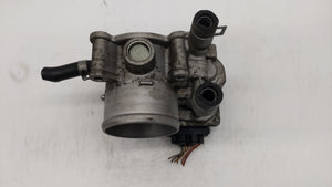 2012-2019 Kia Soul Throttle Body P/N:35100-2B300 Fits 2012 2013 2014 2015 2016 2017 2018 2019 OEM Used Auto Parts - Oemusedautoparts1.com