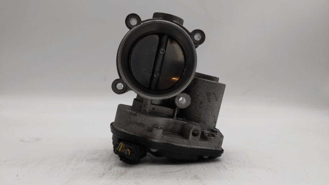 2010-2012 Ford Fusion Throttle Body P/N:9L8E-9F991-BC DS7E-9F991-AK Fits 2009 2010 2011 2012 OEM Used Auto Parts - Oemusedautoparts1.com