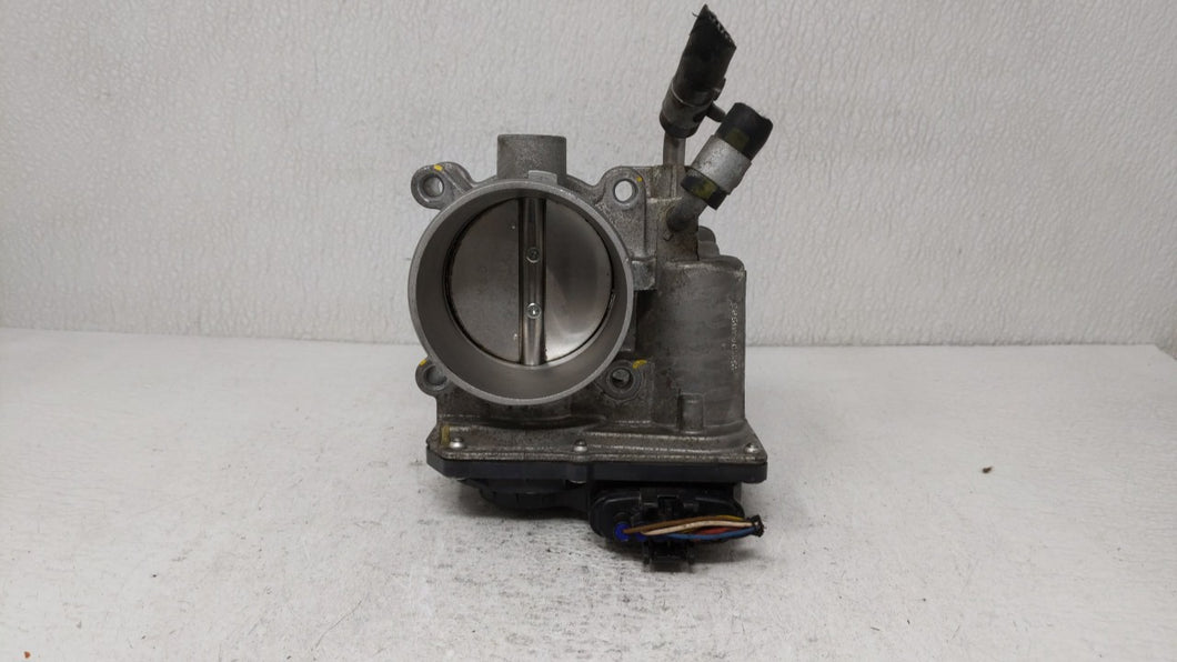 2011-2018 Hyundai Elantra Throttle Body P/N:35100-2E000 Fits 2011 2012 2013 2014 2015 2016 2017 2018 2019 OEM Used Auto Parts - Oemusedautoparts1.com