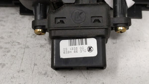 2005 Mazda 3 Passeneger Right Power Window Switch B32h 66 370|b32h66370 - Oemusedautoparts1.com