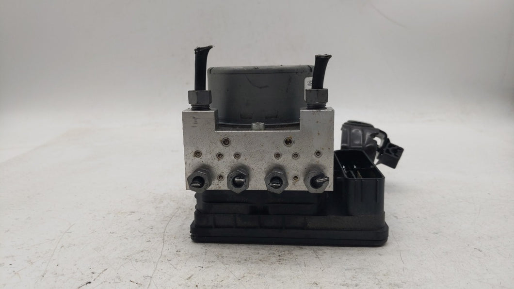 2017-2018 Lincoln Mkz ABS Pump Control Module Replacement P/N:HG9C-2B373-AH HG9C-2B373-CF Fits 2017 2018 OEM Used Auto Parts - Oemusedautoparts1.com