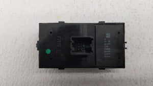 2012 Chevrolet Orlando Master Power Window Switch Replacement Driver Side Left P/N:13320973 20830838 Fits 2011 OEM Used Auto Parts - Oemusedautoparts1.com