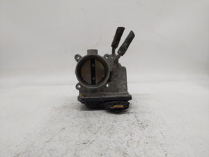 2011-2018 Hyundai Elantra Throttle Body P/N:35100-2E000 Fits 2011 2012 2013 2014 2015 2016 2017 2018 2019 OEM Used Auto Parts - Oemusedautoparts1.com